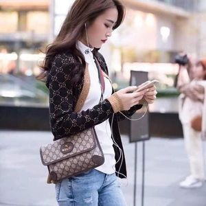 Meet your Posher, Jocelyn